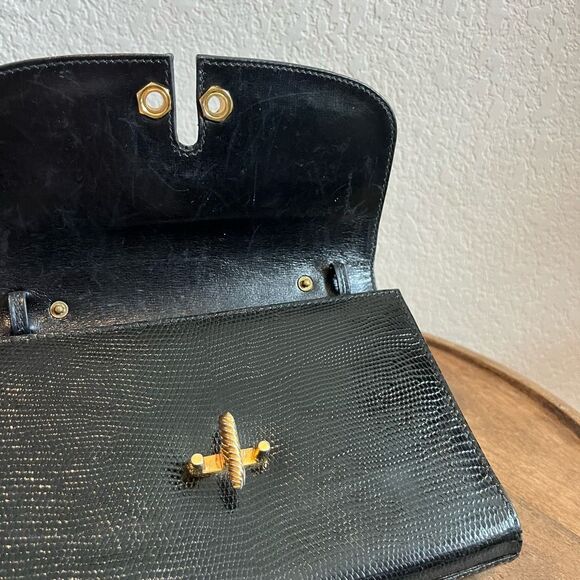 Gucci Vintage Black Embossed Leather Fold-Over Clutch Bag Purse Women's - Picture 6 of 9